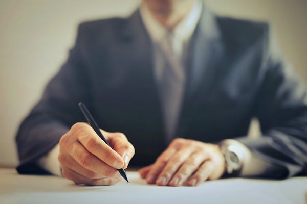 Sognare il padre: numeri del lotto e significato dei sogni